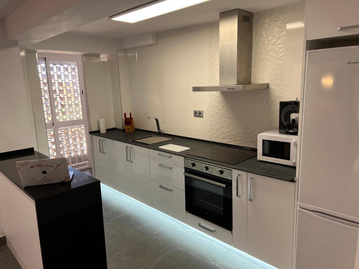 Apartamento Espacioso De Diseno A 3 Min Renfe. Cordoba Luaran gambar