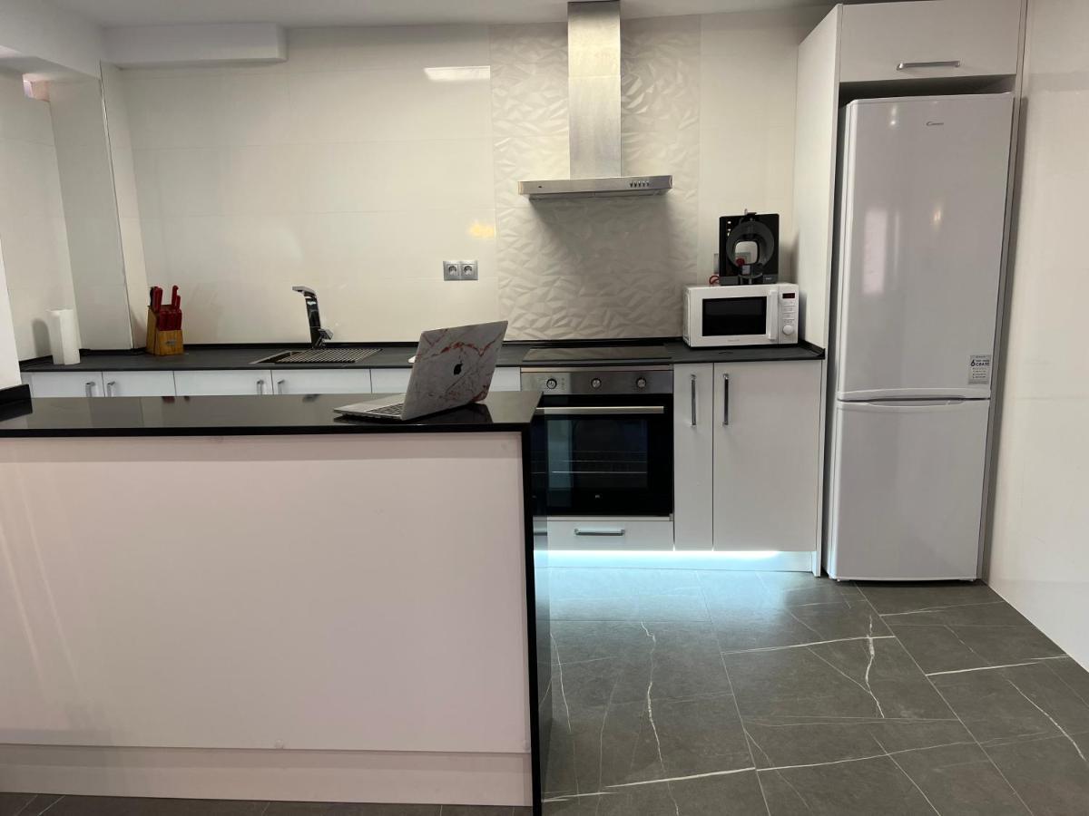 Apartamento Espacioso De Diseno A 3 Min Renfe. Cordoba Luaran gambar